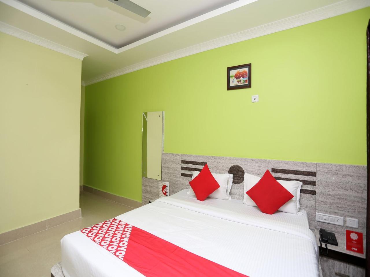 OYO 24317 Aditya Guest House 3 Bhubaneswar Extérieur photo